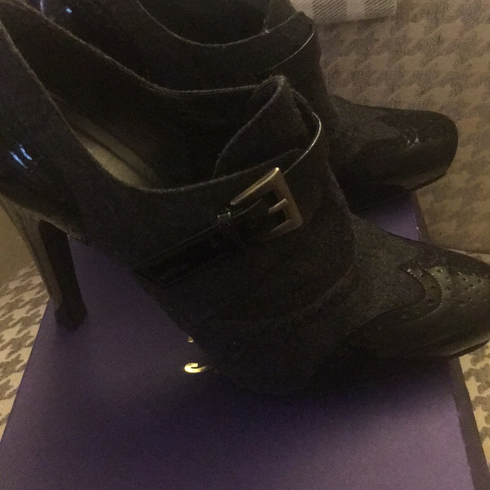 Stuart Weizman Booties - image 3